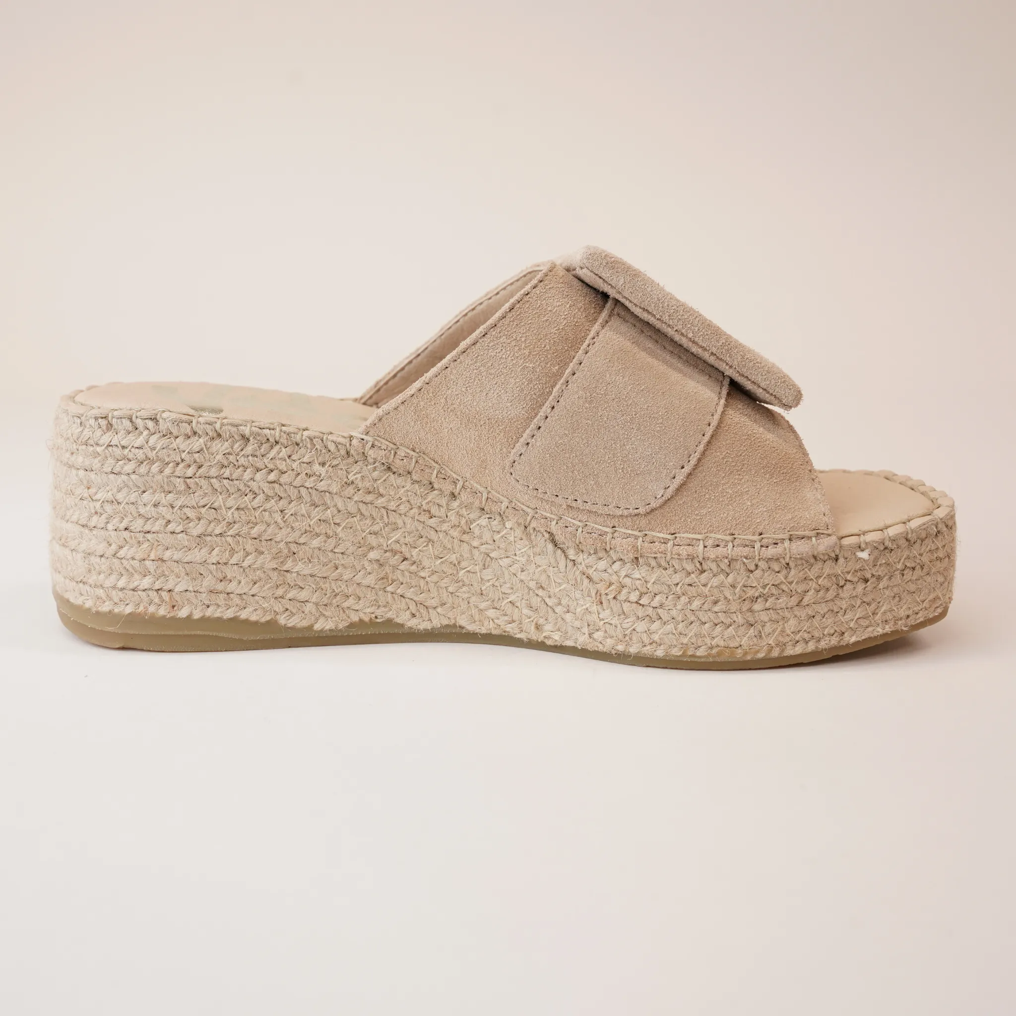 VI-7531 - Arena Suede Leather Wedges